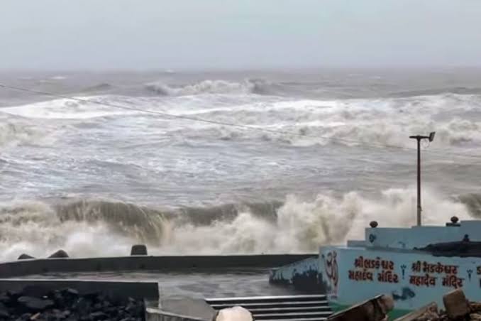 ബംഗാൾ ഉൾക്കടലിൽ വീണ്ടും ചുഴലിക്കാറ്റ് മുന്നറിയിപ്പ്