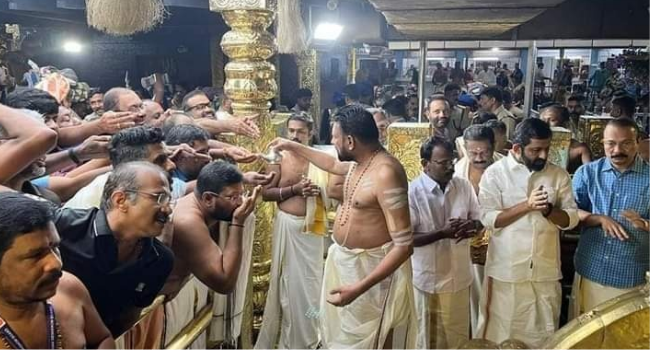 ശബരിമലയില്‍ തീര്‍ത്ഥാടകരുടെ തിരക്ക് വര്‍ദ്ധിക്കുന്നു.