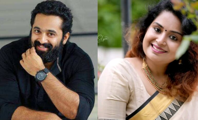 എത്രയൊക്കെ വെറുപ്പും ചെളിയും വാരി എറിഞ്ഞാലും സ്വന്തം കഠിനധ്വാനത്തിലും മനസാക്ഷിയിലും അവനവനിലും വിശ്വാസം എന്നൊന്നുണ്ടെങ്കിൽ നമ്മൾ തിരിച്ചു വരിക തന്നെ ചെയ്യും . മോശം പറയിപ്പിച്ചവരെ കൊണ്ട് തന്നെ കയ്യടിപ്പിച്ചു