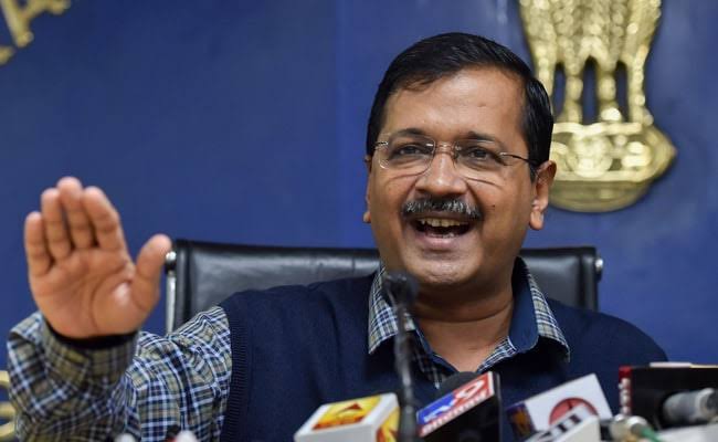 ആം ആദ്മി വീണ്ടും അധികാരത്തിലെത്തിയാൽ 60 വയസ്സിന് മുകളിൽ പ്രായമുള്ള എല്ലാ പൗരന്മാർക്കും  ഗവൺമെന്റ്, പ്രൈവറ്റ് ഹോസ്പിറ്റലുകളിൽ സൗജന്യ ചികിത്സ വാഗ്ദാനം ചെയ്ത് അരവിന്ദ് കെജ്രിവാൾ