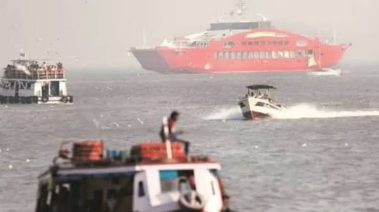 മുംബൈയിൽ ബോട്ട്മുങ്ങി ഒരാൾ മരിച്ചു