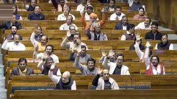 ഒരു രാജ്യം ഒരു തിരഞ്ഞെടുപ്പ്;ഇത് ഭരണഘടനയുടെ അടിസ്ഥാന തത്വങ്ങളുടെ ലംഘനമാണെന്നാണ് ഭരണഘടനാ വിദഗ്ധര്‍: പ്രതിഷേധം ശക്തം