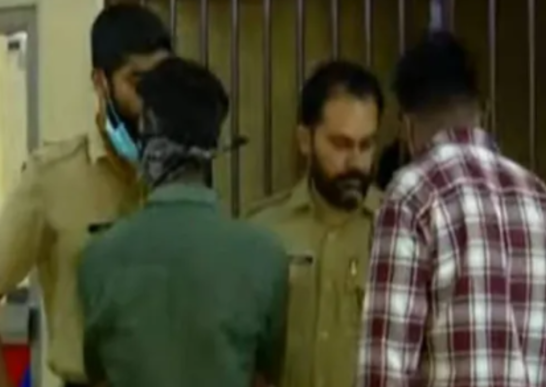 പത്തനംതിട്ട പീഡനക്കേസ് : അറസ്റ്റിലായരുടെ എണ്ണം 44 ആയി