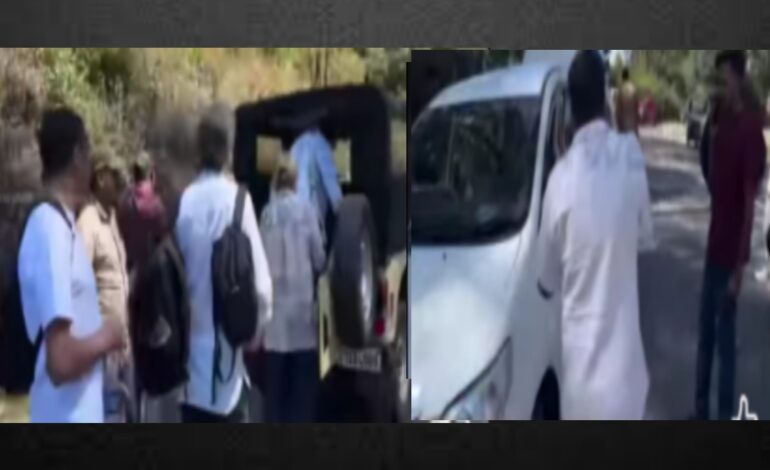 മൂന്നാറിൽ കാട്ടാന ഓടികൊണ്ടിരുന്ന കാര്‍ ചവിട്ടി മറിച്ചു.