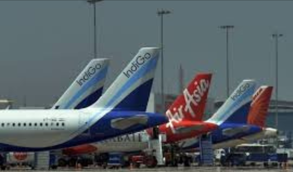 ഇന്ത്യാ-പാക് സംഘര്‍ഷം ;രാജ്യത്തെ 32 വിമാനത്താവളങ്ങള്‍ അടച്ചു;അതിർത്തി ജില്ലകളില്‍ ജാഗ്രത