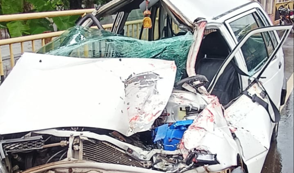 ചെങ്ങന്നൂർ മുളക്കുഴ പള്ളിപ്പടിയിൽ കാറും ബസും കൂട്ടിയിടിച്ച് ഒരാൾക്ക് പരിക്ക്‌