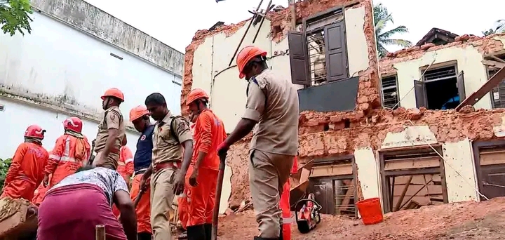 കൊടകരയില്‍ പഴയകെട്ടിടം ഇടിഞ്ഞുവീണ സംഭവം: മൂന്നുപേർക്ക് ദാരുണാന്ത്യം
