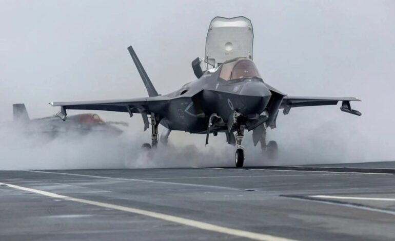 തിരുവനന്തപുരം വിമാനത്താവളത്തിൽ ബ്രിട്ടീഷ് യുദ്ധവിമാനം അടിയന്തരമായി ഇറക്കി.