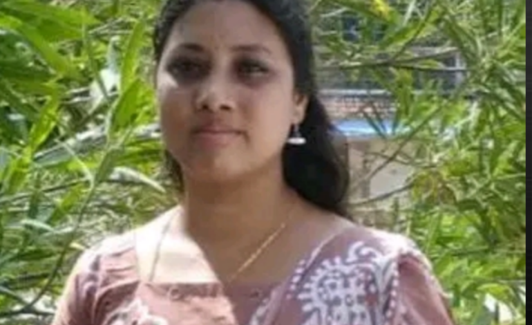 തൃശൂരിൽ യുവതിയെ വീട്ടിനുള്ളിൽ മരിച്ചനിലയില്‍ കണ്ടെത്തി.