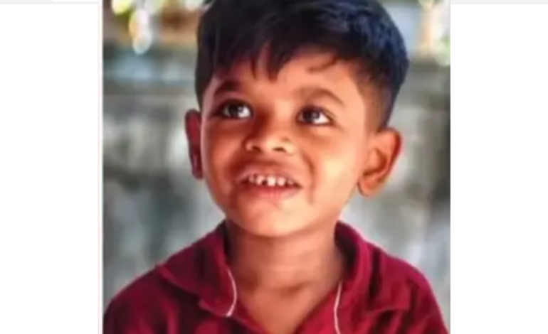 തിരുവനന്തപുരത്ത് പിതാവിന്റെ കൈയില്‍ നിന്ന് വീണ് നാലുവയസുകാരന് ദാരുണാന്ത്യം