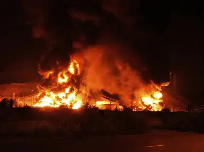 ഇറാന്റെ ആണവനിലയങ്ങൾ തകർത്ത് അമേരിക്ക