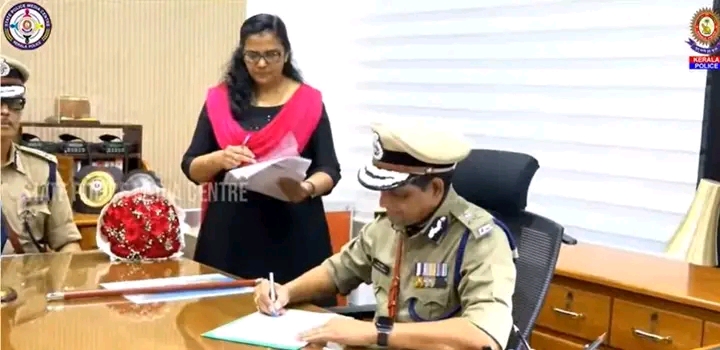സംസ്ഥാന പൊലീസ് മേധാവിയായി റവാഡ ചന്ദ്രശേഖര്‍ ചുമതലയേറ്റു