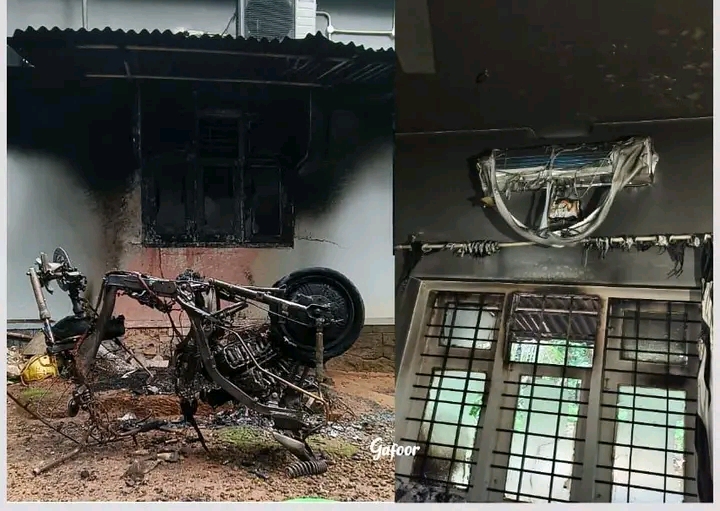 മമ്പുറത്ത് ഇലക്ട്രിക് സ്കൂട്ടറിന് തീപിടിച്ചു:കത്തിനശിച്ചു