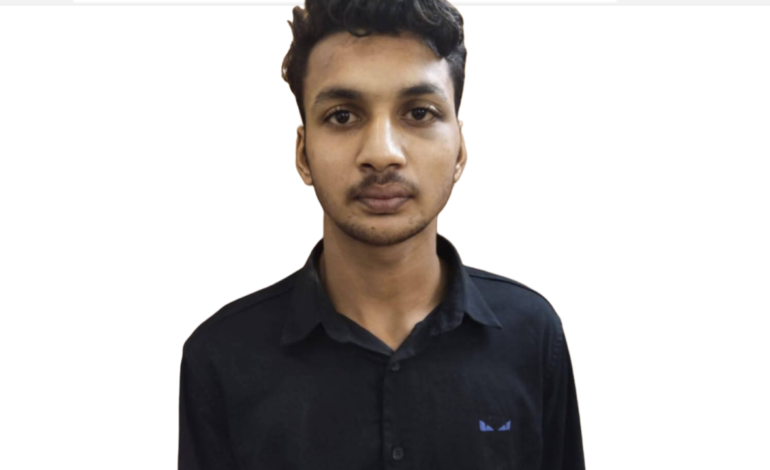 ഇൻസ്റ്റാഗ്രാമിലൂടെ പരിചയം :കാമുകിക്കൊപ്പം ചുറ്റിയടിക്കാൻ സിഫ്റ്റ് കാർ മോഷ്ടിച്ചു:പിടിയിലായത് 19 കാരൻ