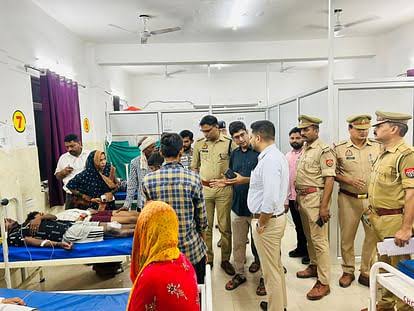 ഉത്തർപ്രദേശിലെ ബരാബങ്കിയില്‍ ക്ഷേത്രത്തില്‍   തിക്കിലും തിരക്കിലും മരിച്ചവരുടെ എണ്ണം രണ്ടായി