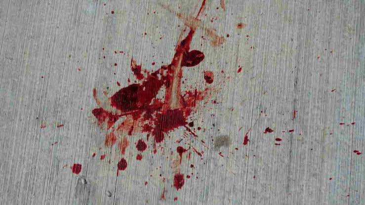 കോഴിക്കോട് ബീച്ചില്‍ യുവാവ് കഴുത്തറുത്ത് മരിച്ചനിലയിൽ