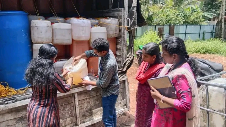 ആലപ്പുഴയിൽ മായം കലർന്ന വെളിച്ചെണ്ണ പിടിച്ചെടുത്തു