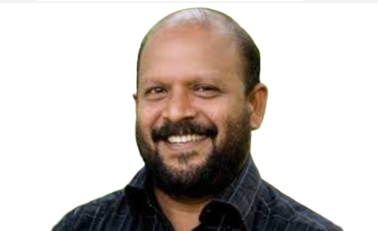 തൃശ്ശൂരിലെ വോട്ടര്‍പട്ടിക ക്രമക്കേട് :മുന്‍ മന്ത്രി വി എസ് സുനില്‍കുമാറിന്  നോട്ടീസ്