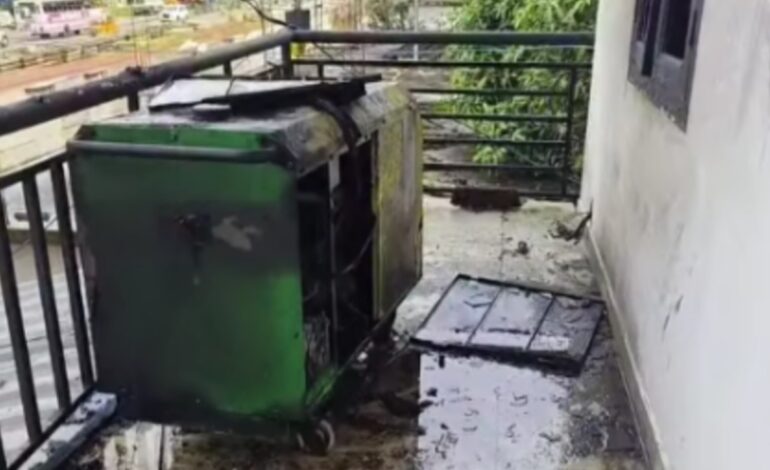 പുന്നപ്രയിൽ കേരളാ ബാങ്ക് ശാഖയിൽ തീപിടുത്തം .