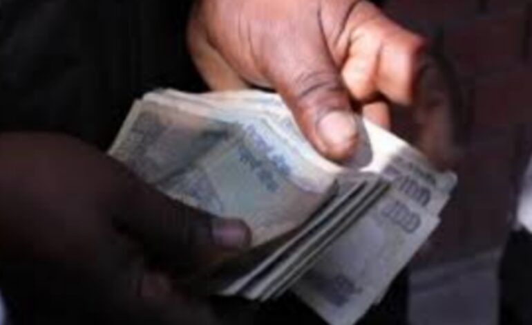 ഓണത്തിന് രണ്ട് മാസത്തെ ക്ഷേമ പെൻഷൻ അനുവദിച്ചു :വിതരണം നാളെ മുതൽ