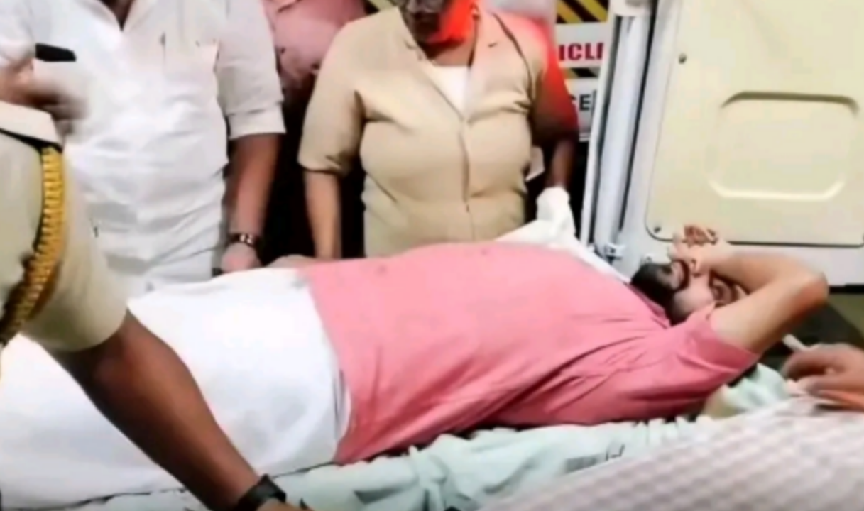 മറുനാടൻ മലയാളി യുട്യൂബ് ചാനൽ ഉടമ ഷാജൻ സ്കറിയക്ക് മർദ്ദനമേറ്റു.