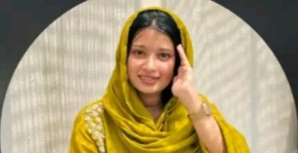 കോഴിക്കോട്  പെൺകുട്ടി ആൺ സുഹൃത്തിൻ്റെ വാടക വീട്ടിൽ ജീവനൊടുക്കിയ നിലയിൽ