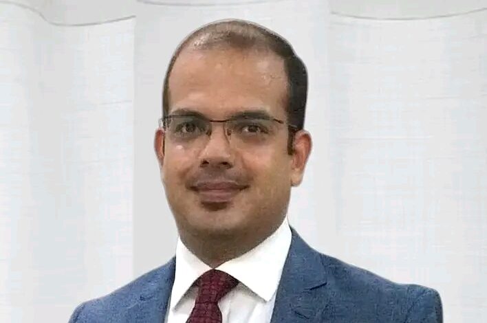 എറണാകുളം സ്വദേശി ബാഡ്മിന്റൺ കോർട്ടിൽ കുഴഞ്ഞ് വീണ് മരിച്ചു