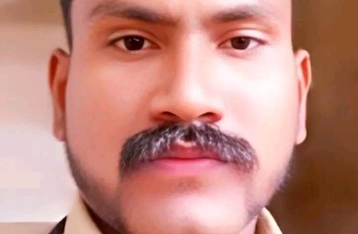 പാലക്കാട്‌ കെഎസ്ഇബി ജീവനക്കാരൻ കുഴഞ്ഞു വീണ് മരിച്ചു