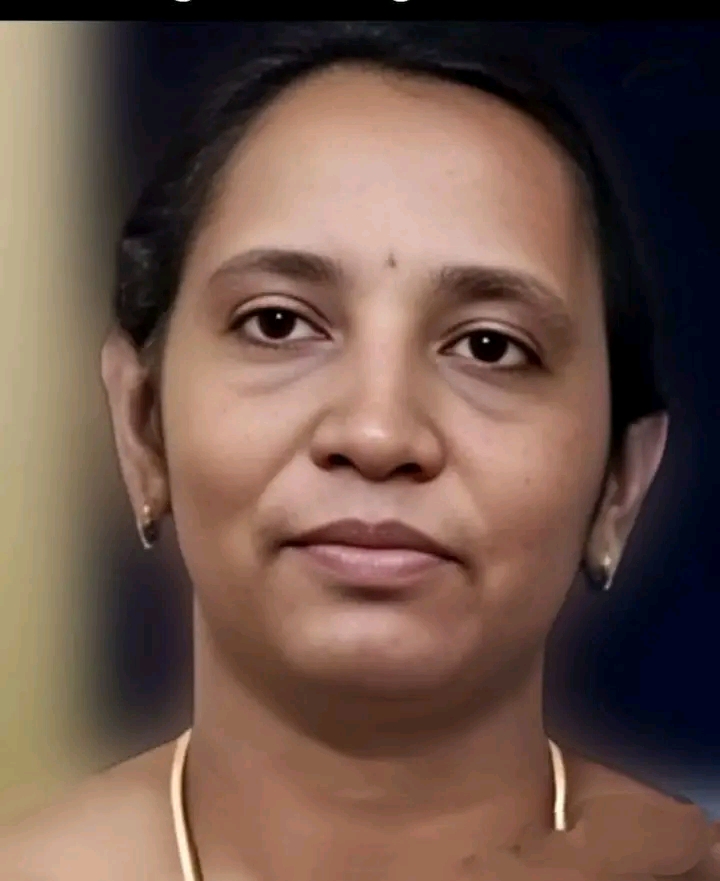 കാലടിയിൽ അദ്ധ്യാപിക കുഴഞ്ഞുവീണ് മരിച്ചു :സ്കൂളിൽ എസ്.ആർ.ജി. യോഗത്തിൽ പങ്കെടുക്കവെയാണ് മരണം സംഭവിച്ചത്