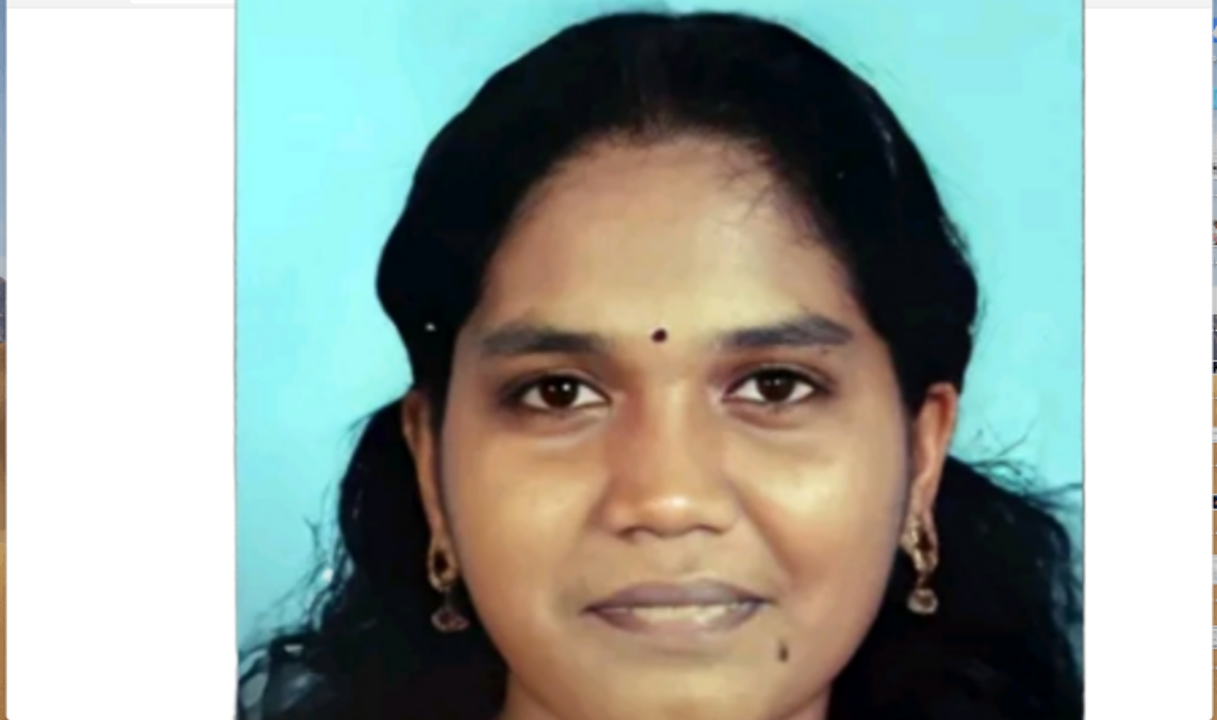 കൊല്ലത്ത് വാഹനാപകടം :സഹകരണ ബാങ്ക് ജീവനക്കാരിക്ക് ദാരുണന്ത്യം