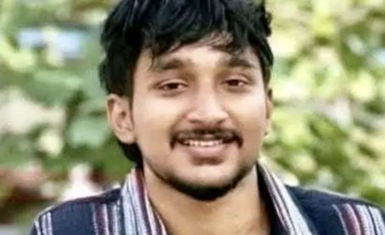 ആറ്റിങ്ങലിൽ ബൈക്കിന് പിന്നിൽ ലോറിയിടിച്ച് 22 കാരന് ദാരുണാന്ത്യം