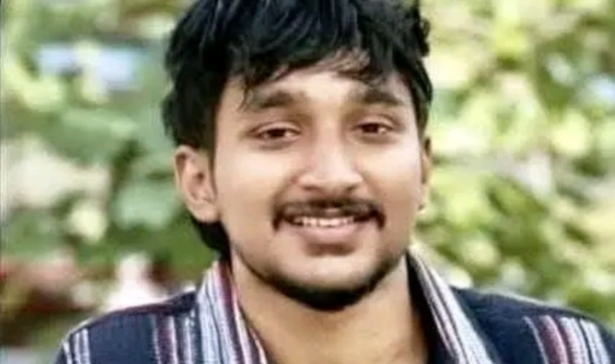 ആറ്റിങ്ങലിൽ ബൈക്കിന് പിന്നിൽ ലോറിയിടിച്ച് 22 കാരന് ദാരുണാന്ത്യം