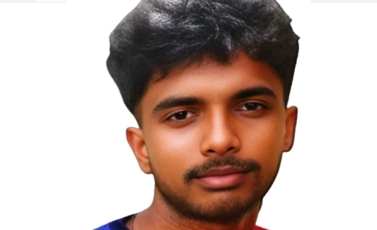 ആളുകൾ വീട്ടിലെത്തി ഭീഷണിപ്പെടുത്തി :കുണ്ടറയിൽ 16കാരൻ ജീവനൊടുക്കി