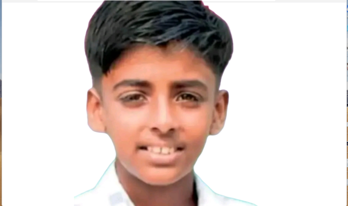 മീൻവണ്ടി ശരീരത്തിലൂടെ കയറിയിറങ്ങി :കൊല്ലത്ത് പതിനൊന്നുകാരന് ദാരുണാന്ത്യം.