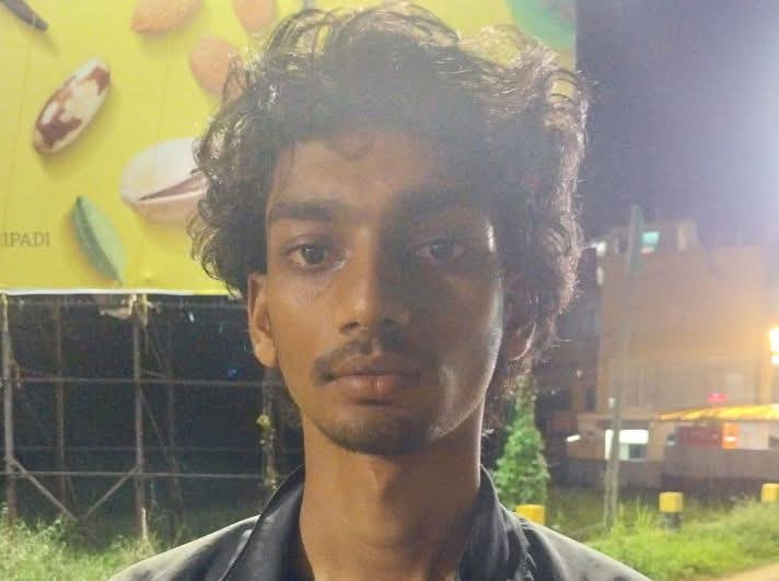 നെടുമ്പാശേരിയിൽ വൻ ലഹരി വേട്ട, 400 ഗ്രാം എം.ഡി.എം.എയുമായി ഐ.ടി വിദ്യാർത്ഥി പിടിയിൽ