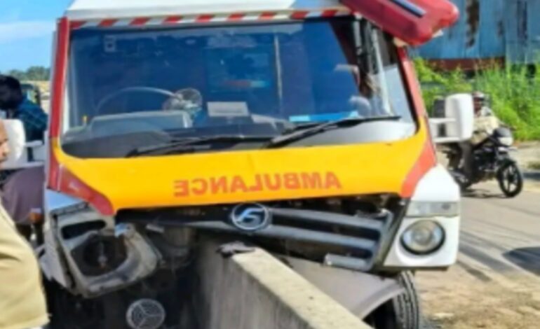 വാടാനപ്പള്ളിയിൽ ആംബുലൻസ് നിയന്ത്രണംവിട്ട് ഡിവൈഡറിൽ ഇടിച്ച് രോഗിക്ക് ദാരുണാന്ത്യം