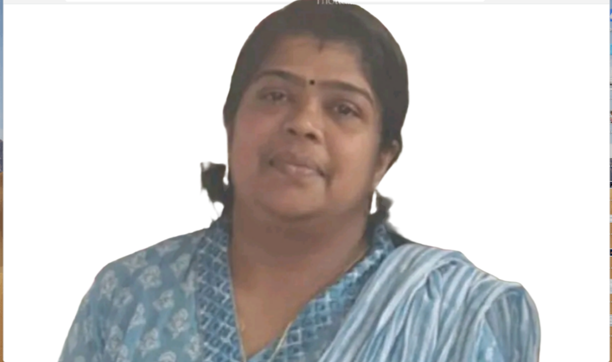 കൊല്ലത്ത് കാറിൽ ലോറി ഇടിച്ച് യുവതിക്ക് ദാരുണാന്ത്യം :അപകടം നടന്നത് മകനെ ട്യൂഷന് കൊണ്ടുവിടുന്നതിനിടെ