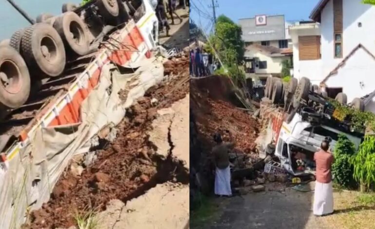 കോഴിക്കോട് സിമന്റ് ലോറി മറിഞ്ഞ് അപകടം :വീടിന് കനത്ത നാശനഷ്ടം