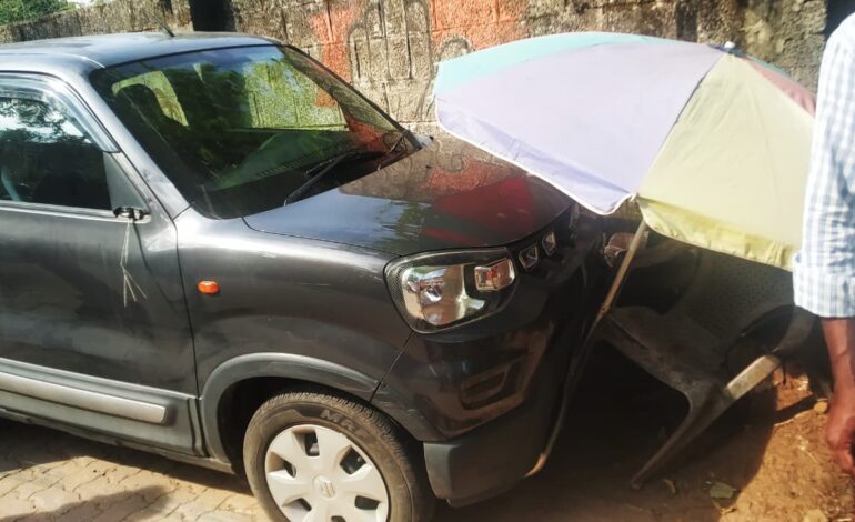 ചുനക്കര കോട്ടമുക്കിന് സമീപം അപകടം: ലോട്ടറി വിൽപ്പനക്കാരി  അപകടത്തിൽ പെട്ടു