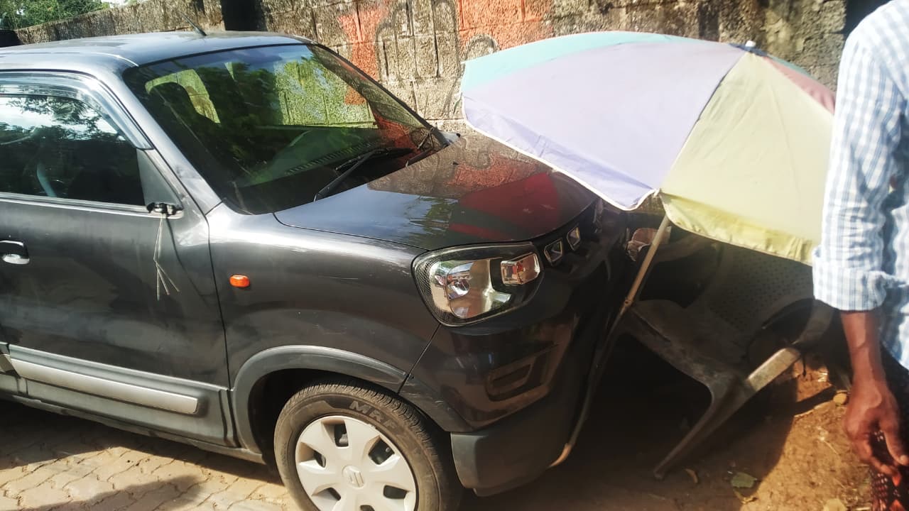 ചുനക്കര കോട്ടമുക്കിന് സമീപം അപകടം: ലോട്ടറി വിൽപ്പനക്കാരി  അപകടത്തിൽ പെട്ടു