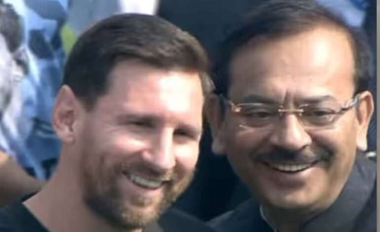 പശ്ചിമ ബംഗാള്‍ കായിക മന്ത്രി രാജിവച്ചു