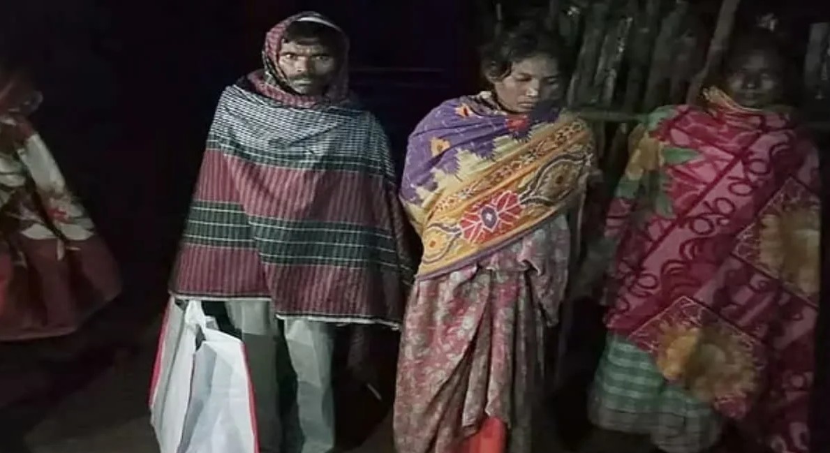 ആംബുലന്‍സ് ഇല്ല : നാല് മാസം പ്രായമുള്ള കുഞ്ഞിന്റെ മൃതദേഹം പ്ലാസ്റ്റിക് ബാഗില്‍ ചുമന്ന് കുടുംബം