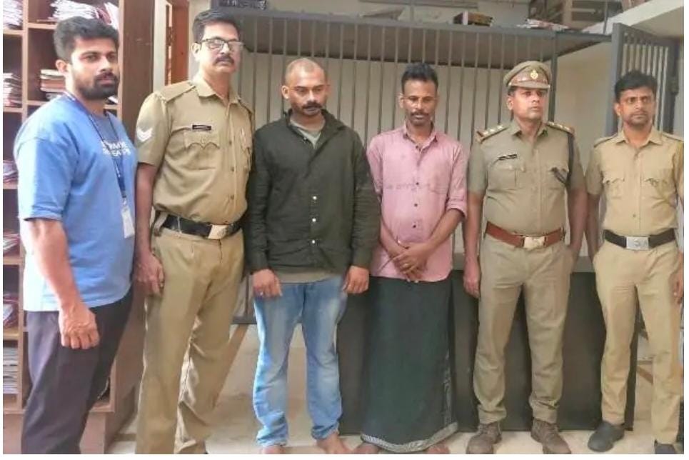 എം ഡി എം എ  യുമായി നാലു പേര്‍ പോലീസ് പിടിയില്‍