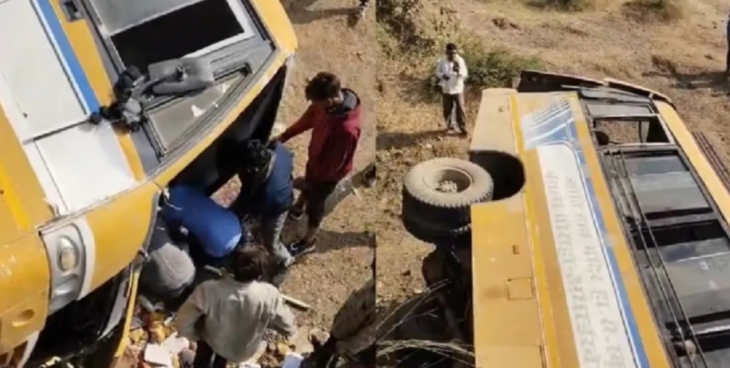 സ്‌കൂള്‍ ബസ് ഓവര്‍ടേക്കിംഗിനിടെ പാലത്തില്‍ നിന്ന് മറിഞ്ഞു