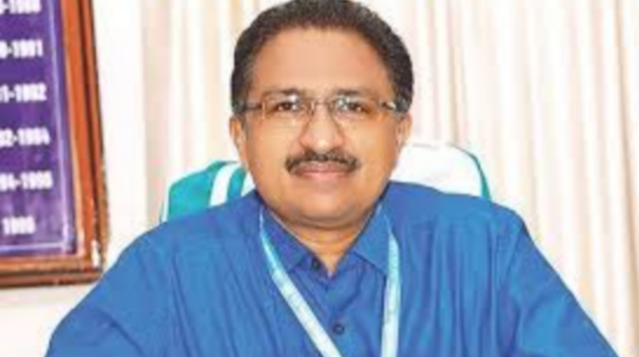 കേരളാ സര്‍വകലാശാല രജിസ്ട്രാര്‍ കെ.എസ് അനില്‍ കുമാറിനെ മാറ്റി.