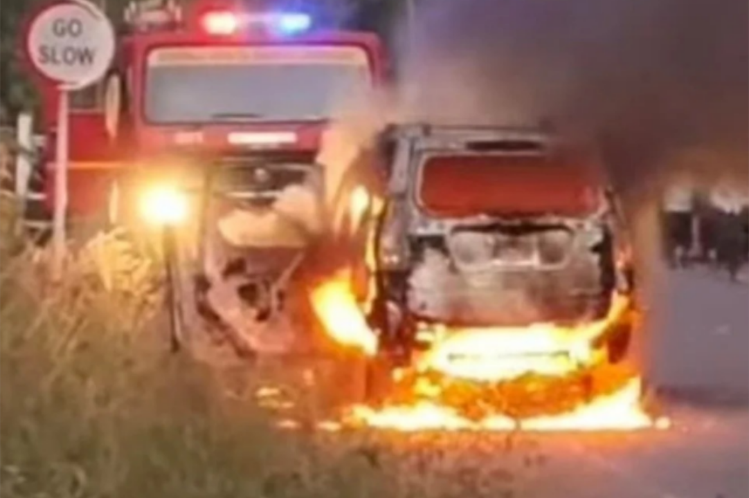 തിരുവനന്തപുരത്ത് കാര്‍ തീപിടിച്ച് കത്തിനശിച്ചു