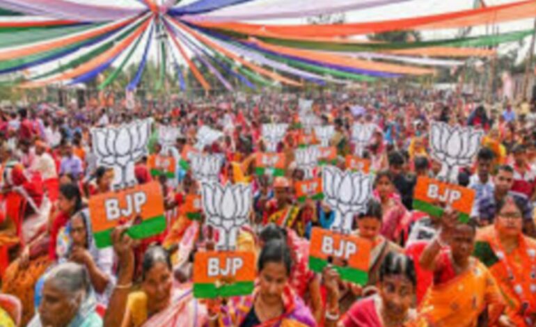 മഹാരാഷ്ട്ര തദ്ദേശ തെരഞ്ഞെടുപ്പില്‍ ബിജെപി തരംഗം