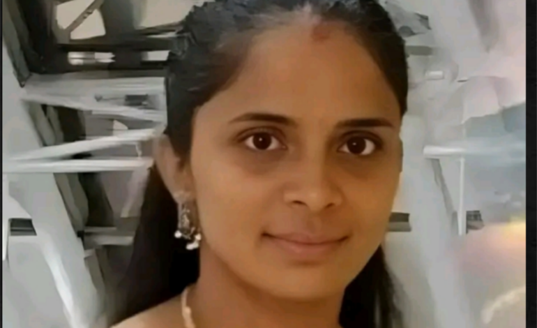 ഭാര്യയ്ക്ക് അവിഹിത ബന്ധമെന്ന് സംശയം, മക്കളുടെ മുന്നിലിട്ട് തീകൊളുത്തി കൊന്നു; തടയാൻ ശ്രമിച്ച മകളെയും തീയില്‍ തള്ളി