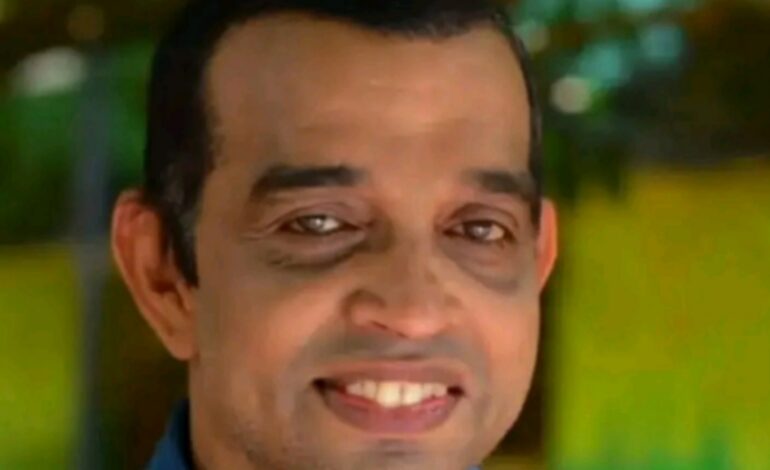 മുന്‍ഷി അഭിനേതാവ് ഹരിന്ദ്രകുമാര്‍ അന്തരിച്ചു,