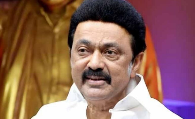 തമിഴ് സര്‍ക്കാര്‍ വേറെ ലവല്‍, കുടുംബങ്ങള്‍ക്ക് 3000 രൂപ പ്രതിമാസം